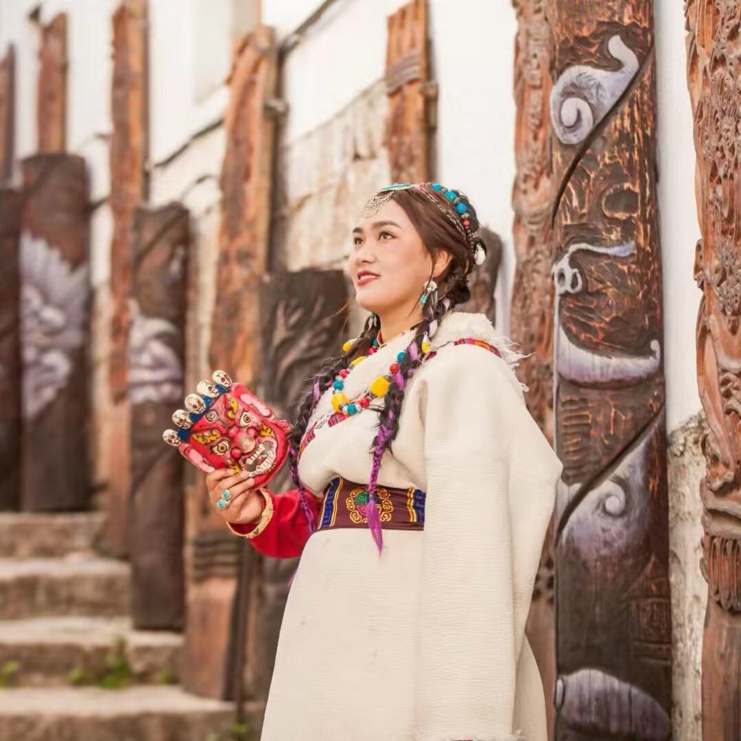 抱着我睡觉，想你啦。777