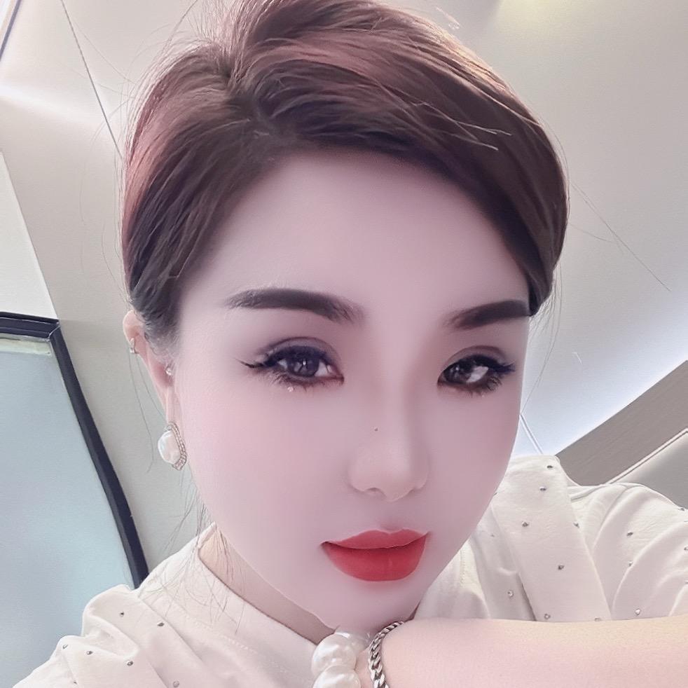 百胜珊美人美甲美睫