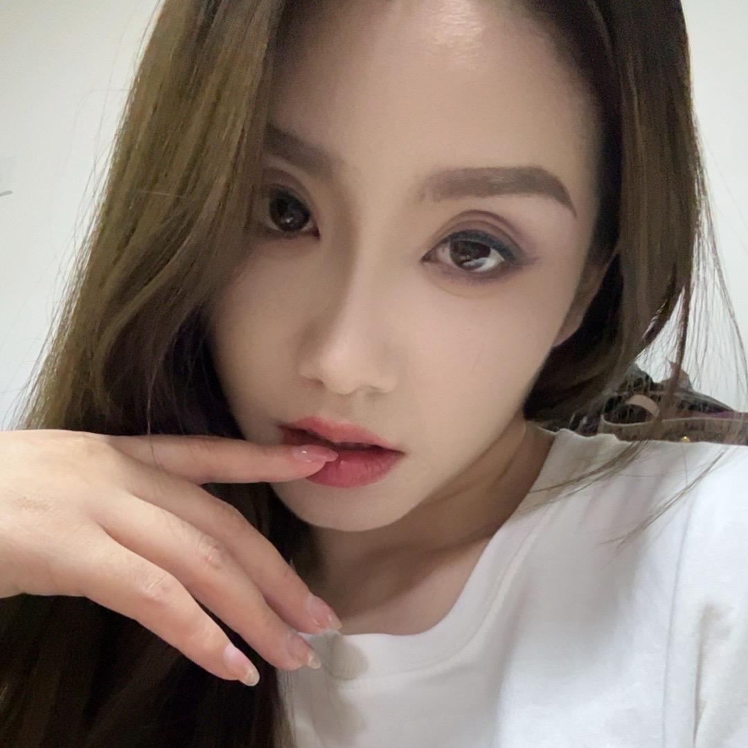 玖月。