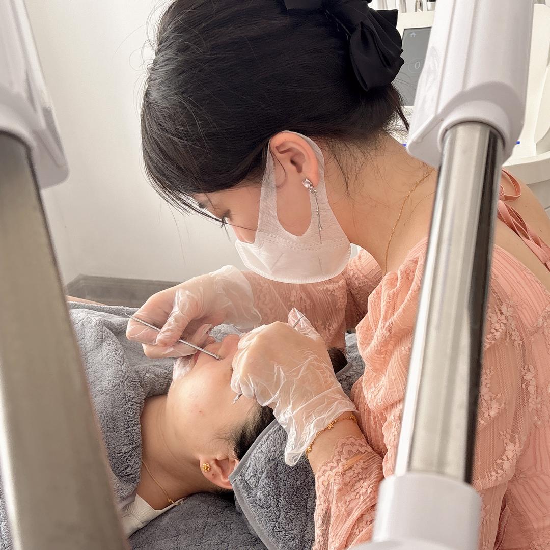 广州市番禺区石楼玫斑时光美甲店