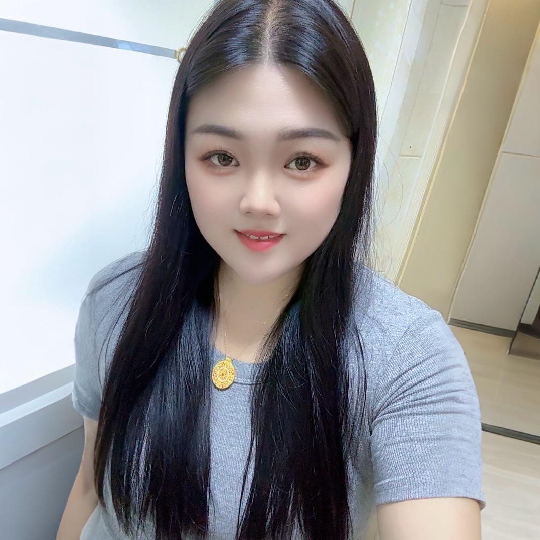 闹闹 🌻