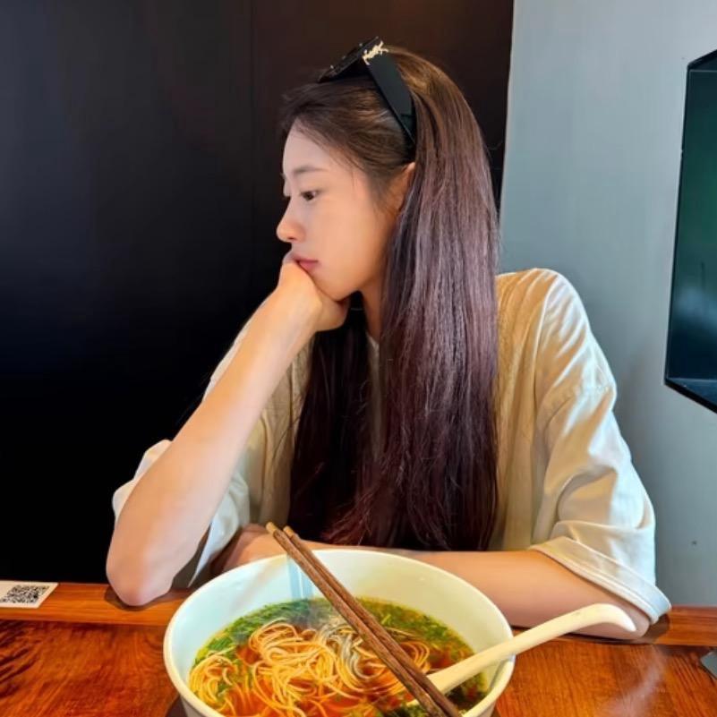 程艾影