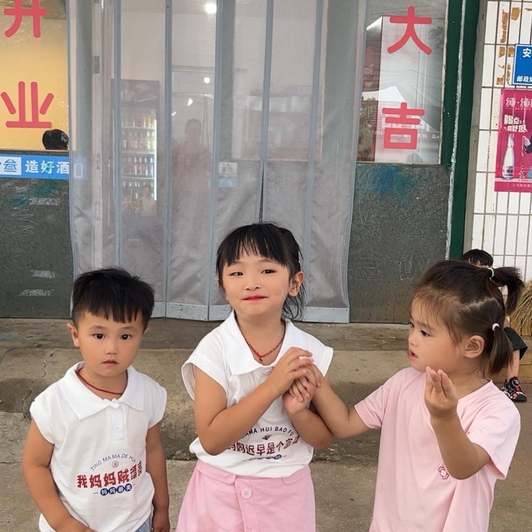 小杰做喜被（卢龙）