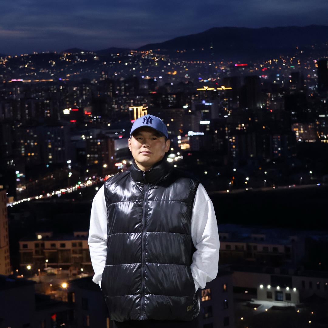 Төгсцогт🦁