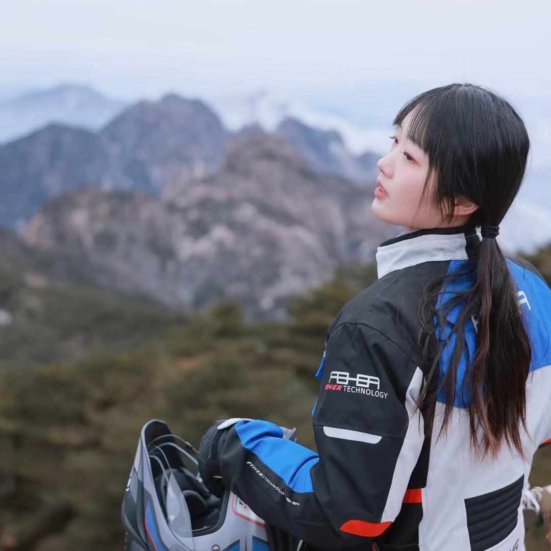 拉力小师妹