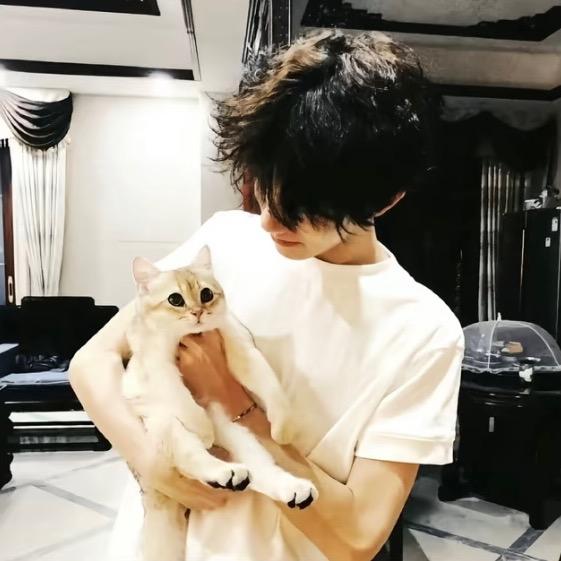 小艾❤︎