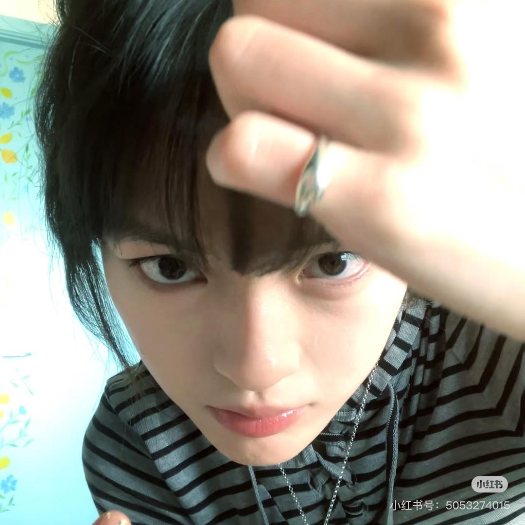 蟹老板.