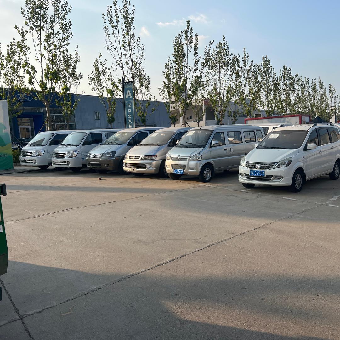 乐荣二手面包车