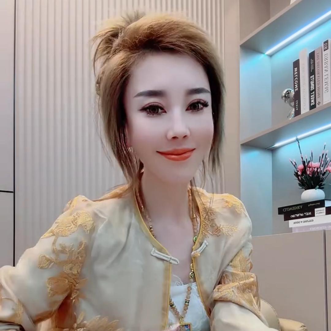 依韵大码女装bail