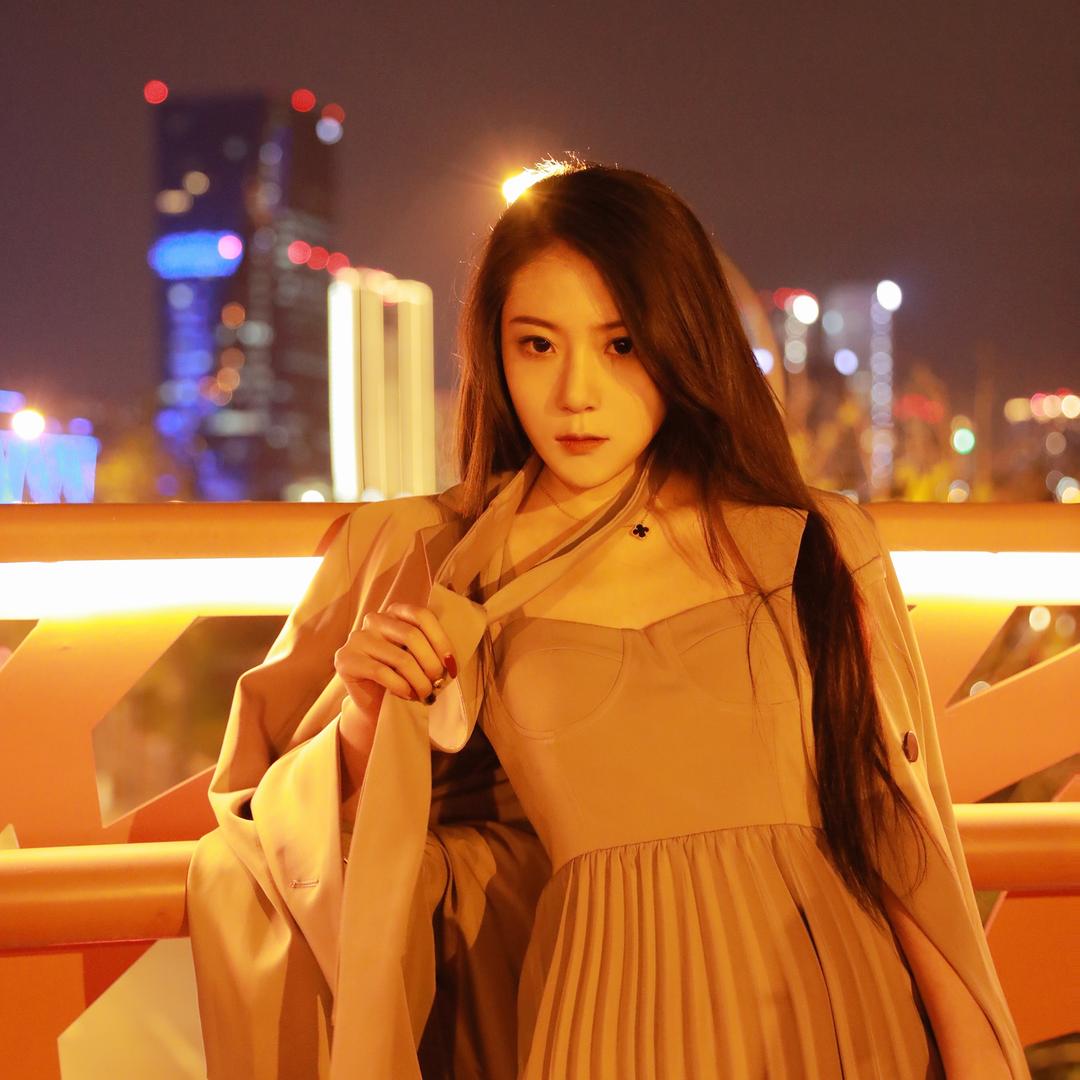 兮雪小鲜女