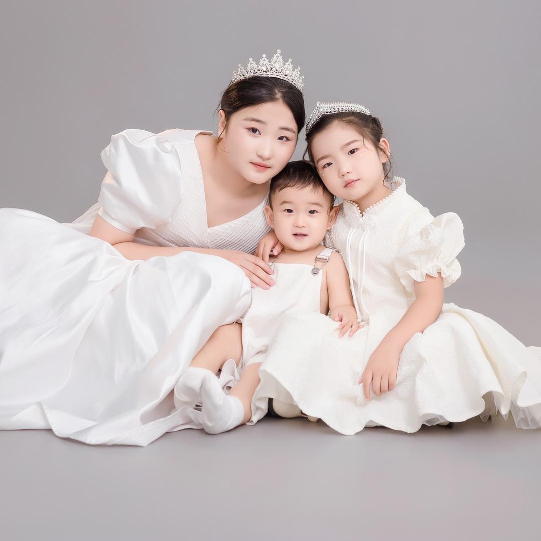 遇见女装 Boss 韩男