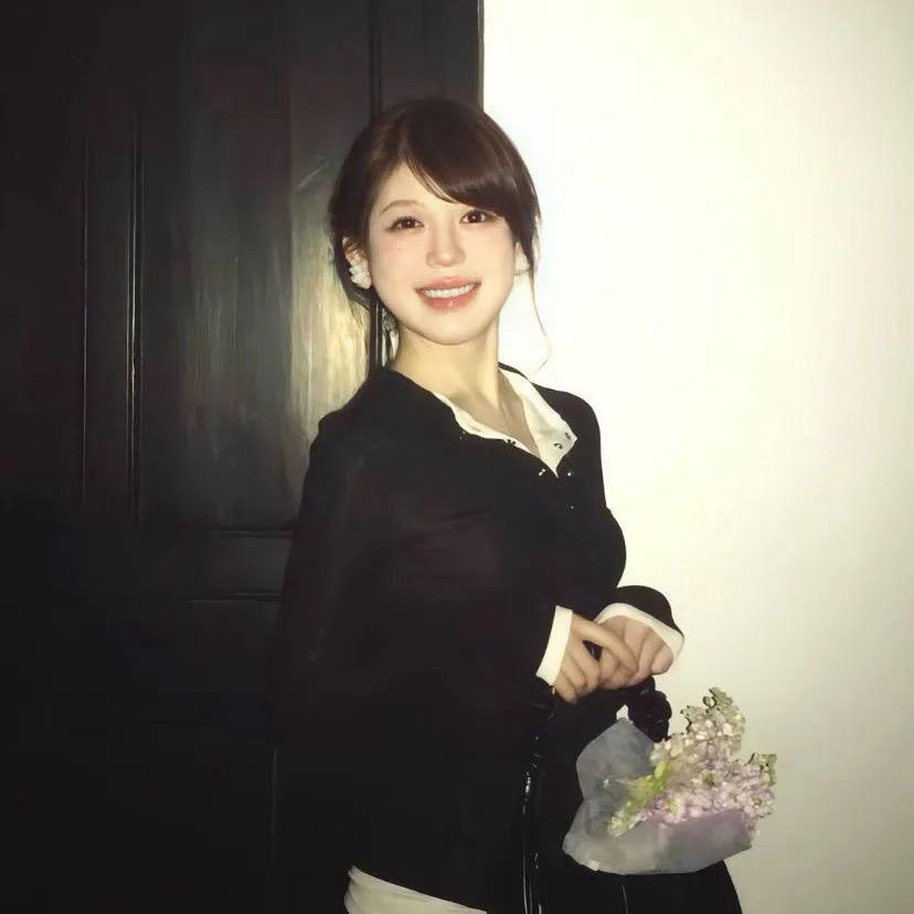 晚睡小狗.-