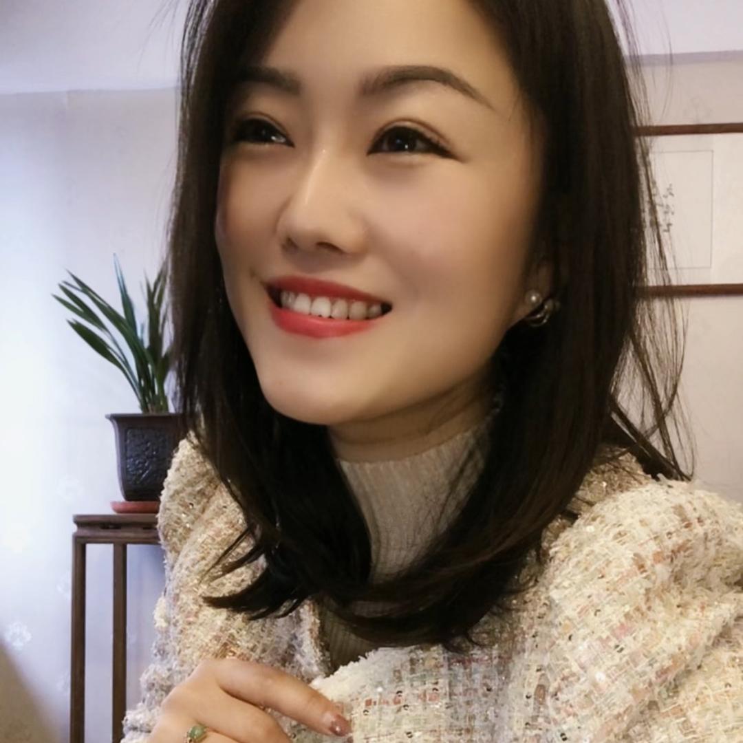 冠县蜗小慢服装店