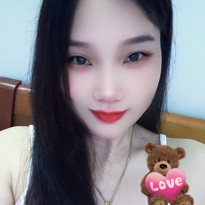 女王👸小玲
