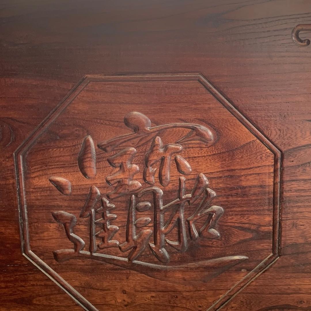 梦拉品牌女装薛城德凯隆店