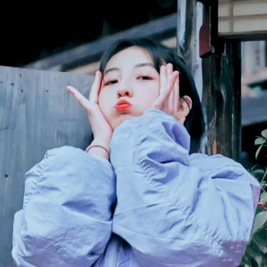 Moeyj_
