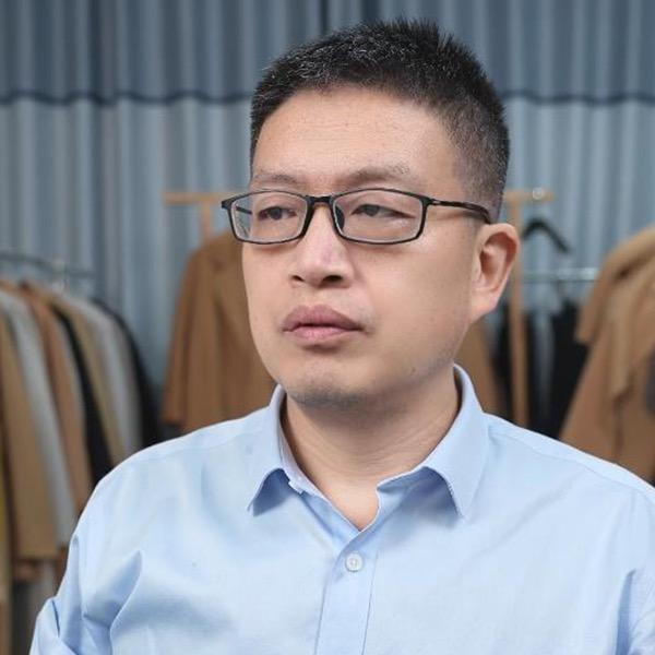 炎炎羊绒大衣李哥