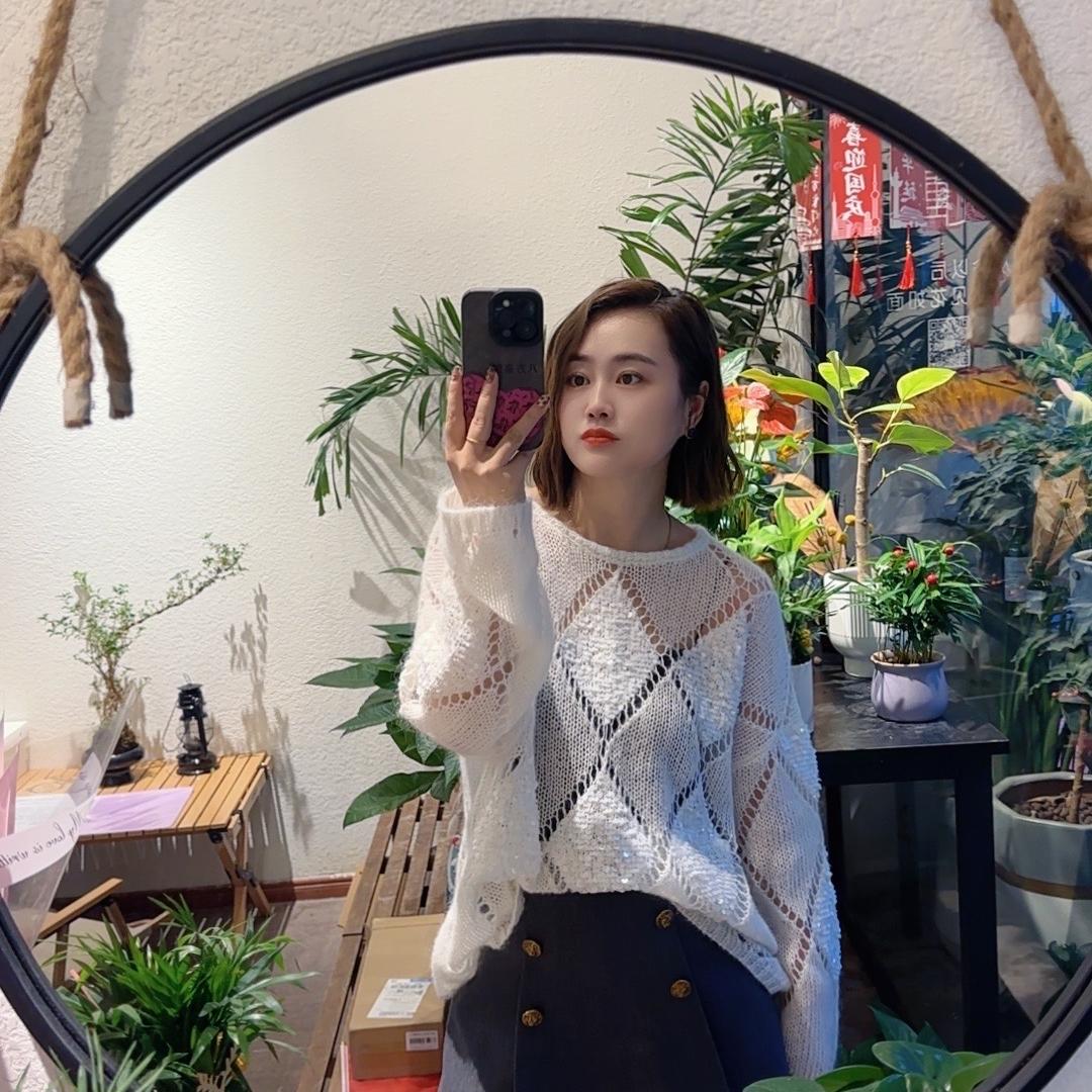 麦女装服装店