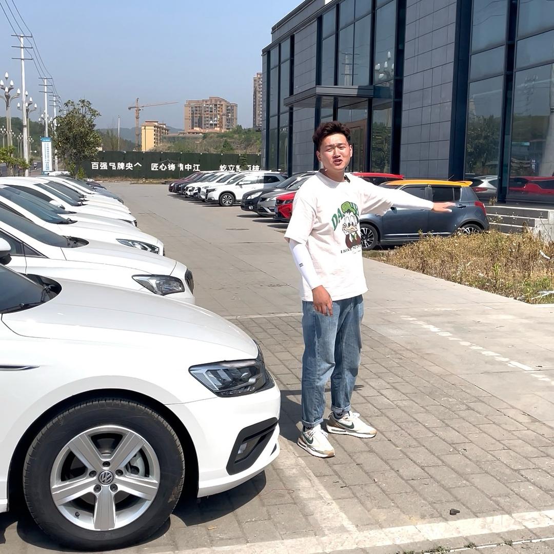 中江东信二手车行-聂二