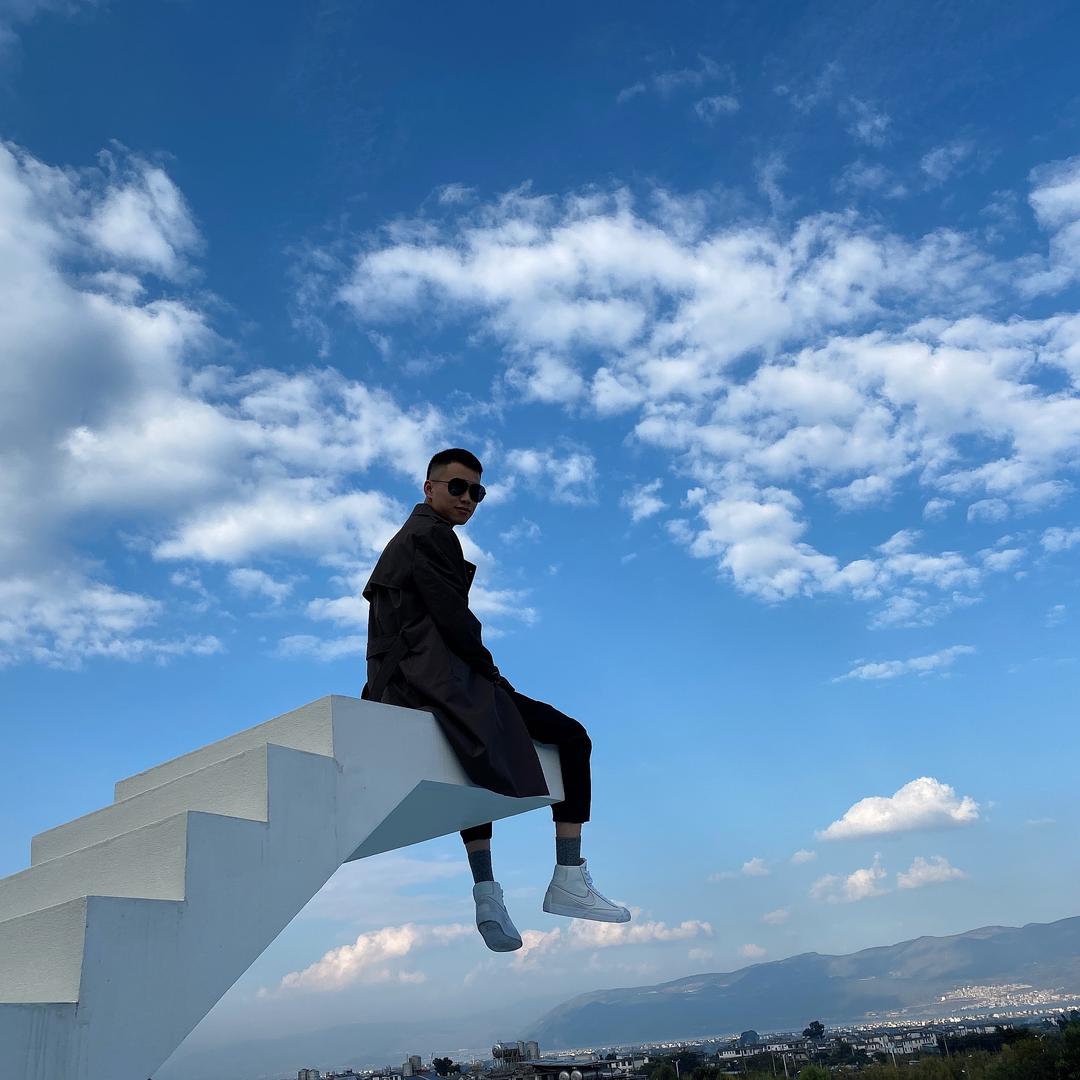 永不褪色的八号