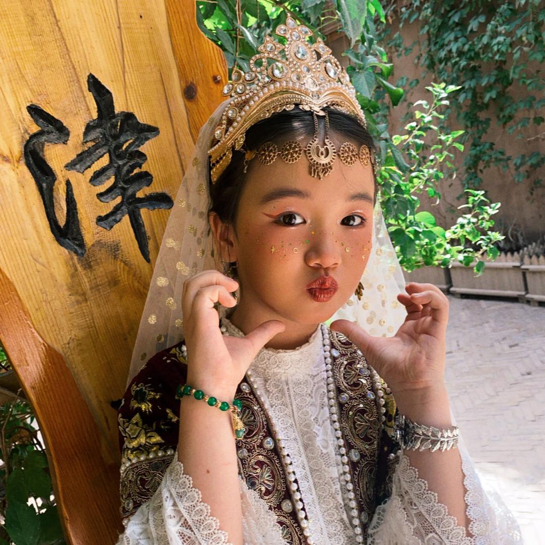 小昕昕（努力长高）