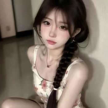 无趣小莹