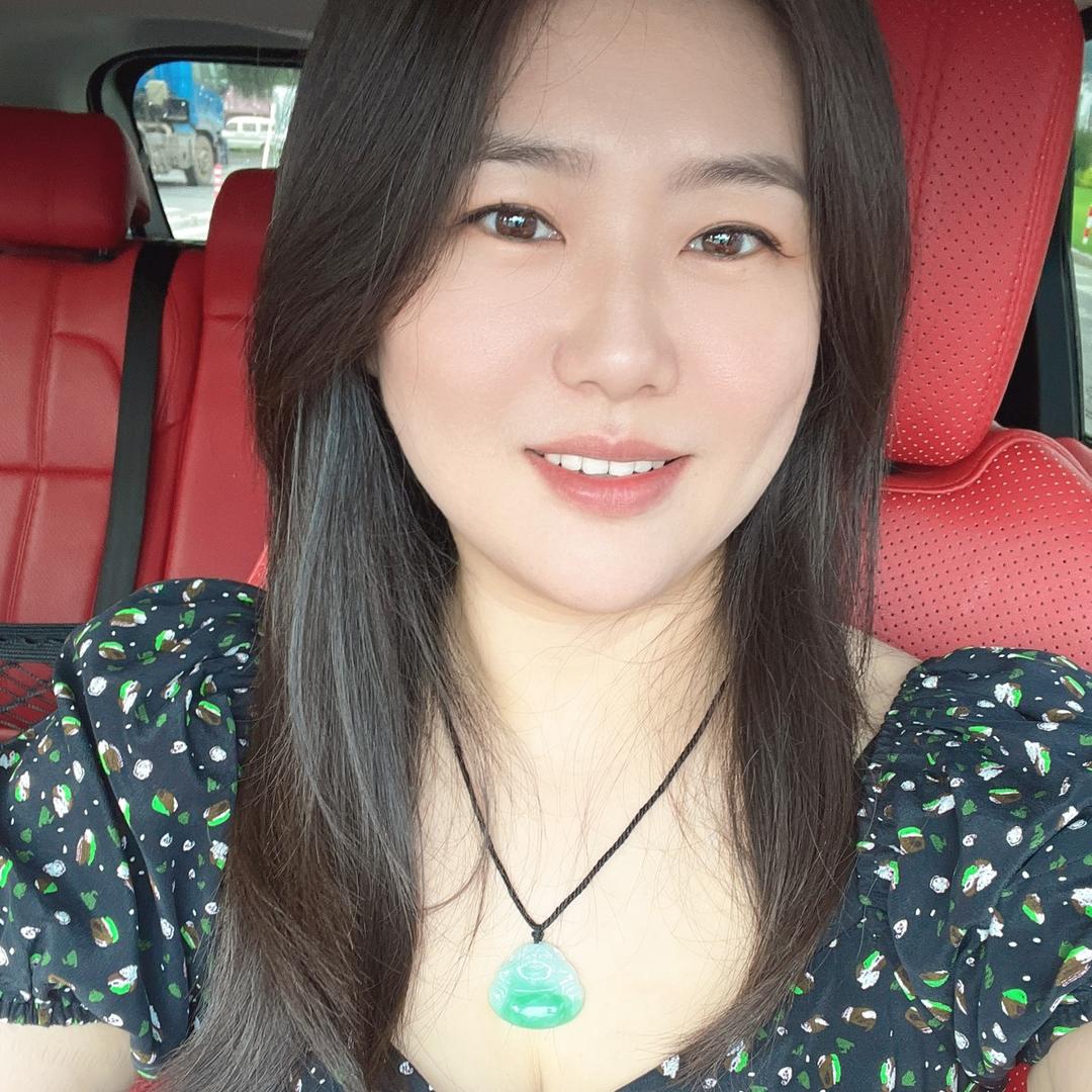 潼琦女装