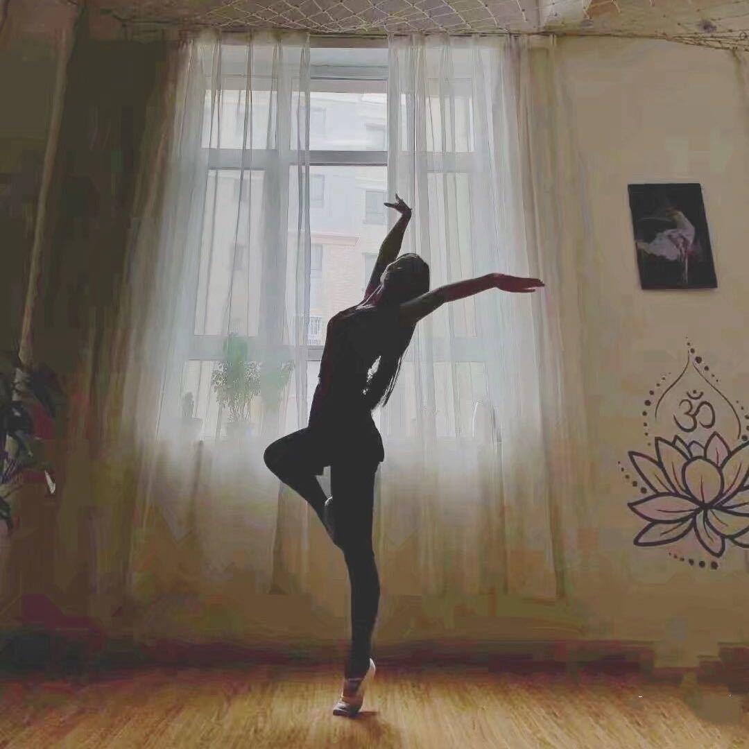 大大咧咧的张老师🌻