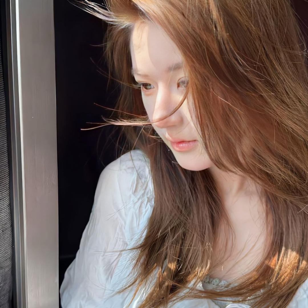 🧡̆̈ ʟ̆̈ᴜ̆̈ᴄ̆̈ᴋ̆̈ʏ̆̈