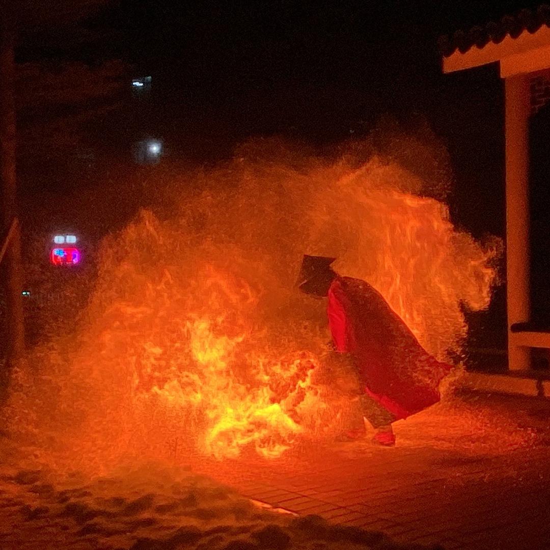 流星划过星空的那一滴泪
