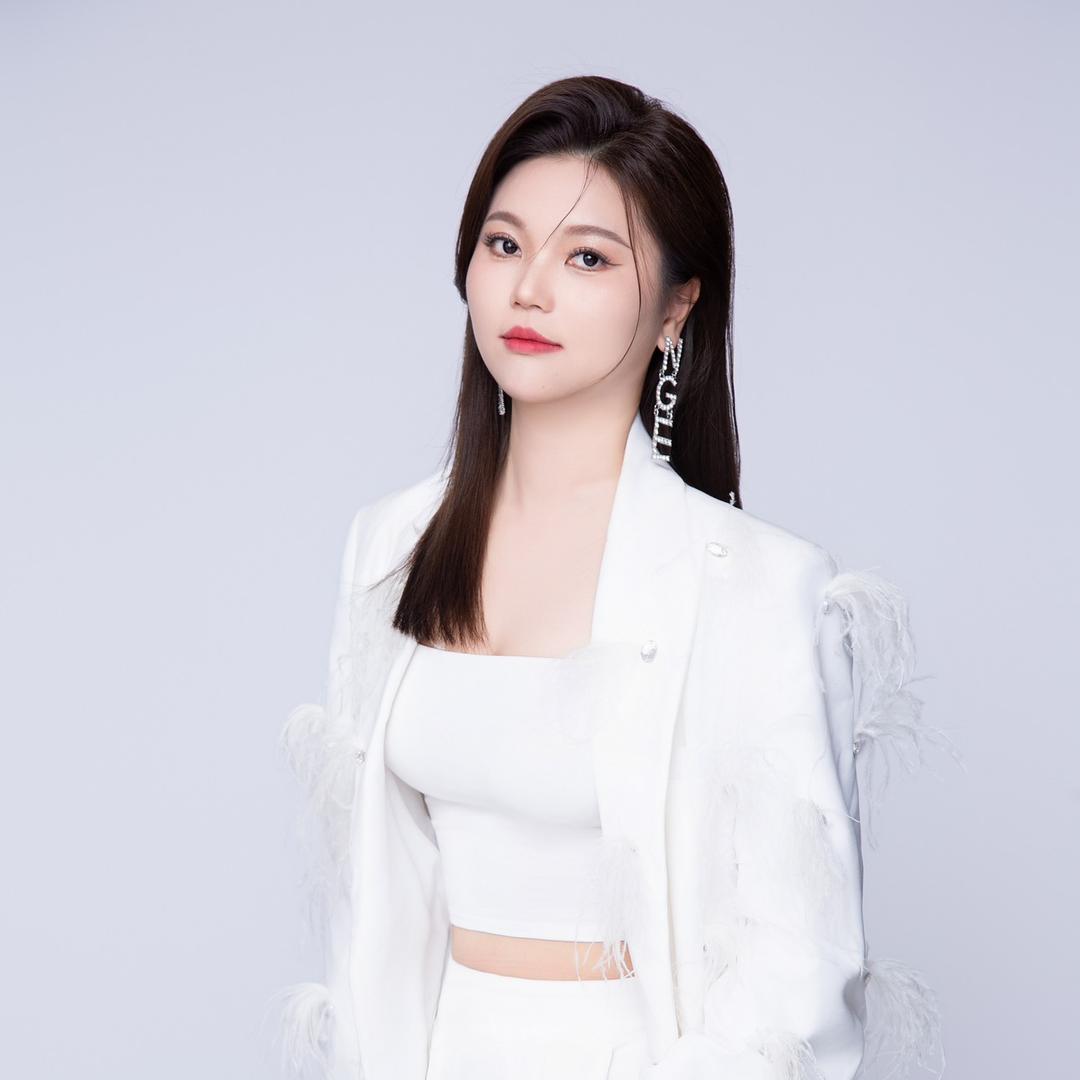 雨萃美肤中心小凤