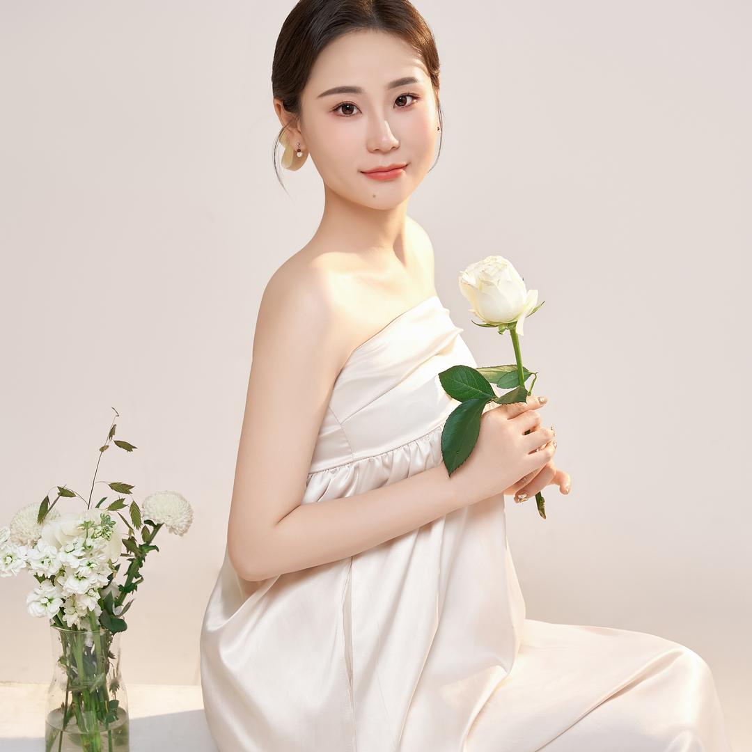 右右的一天到晚