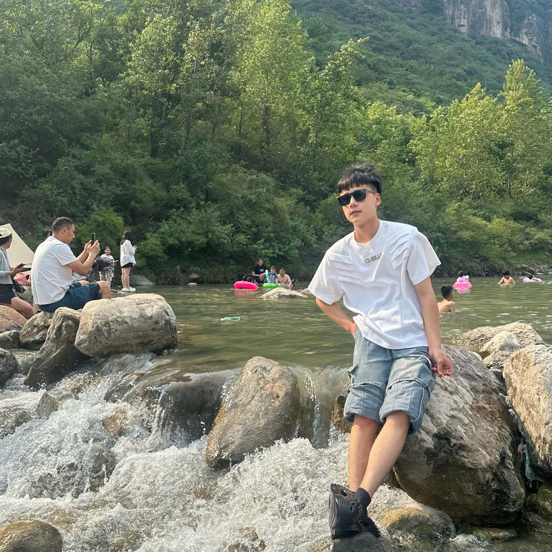 校园经济杨学长