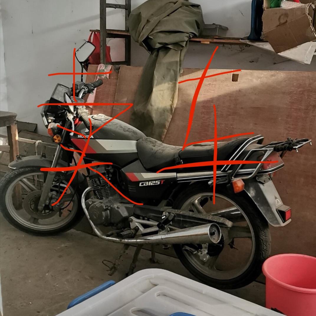 小葛情怀老摩托车