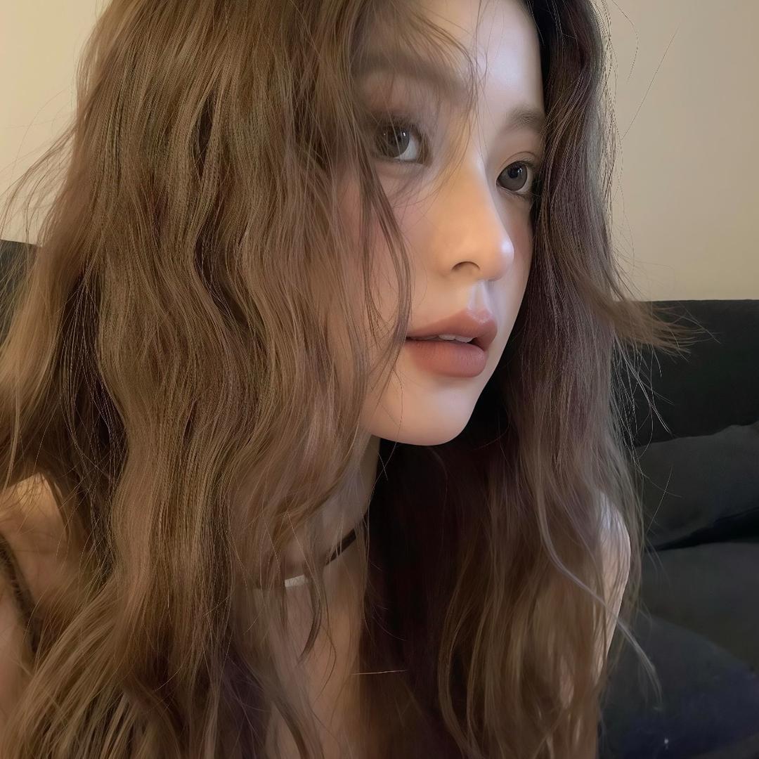 易安.