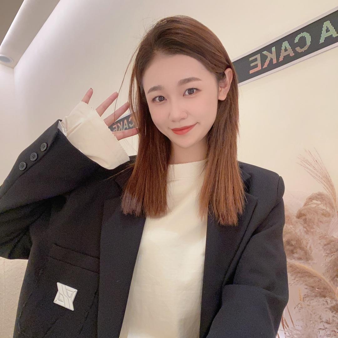 妍妍精选轻奢女装—高端