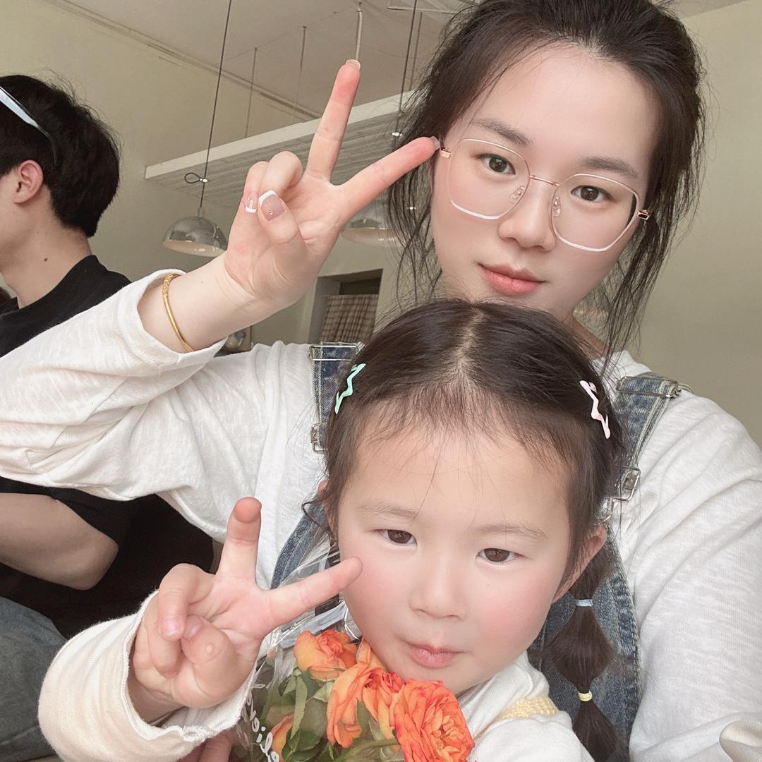 一只可爱团👼🏻