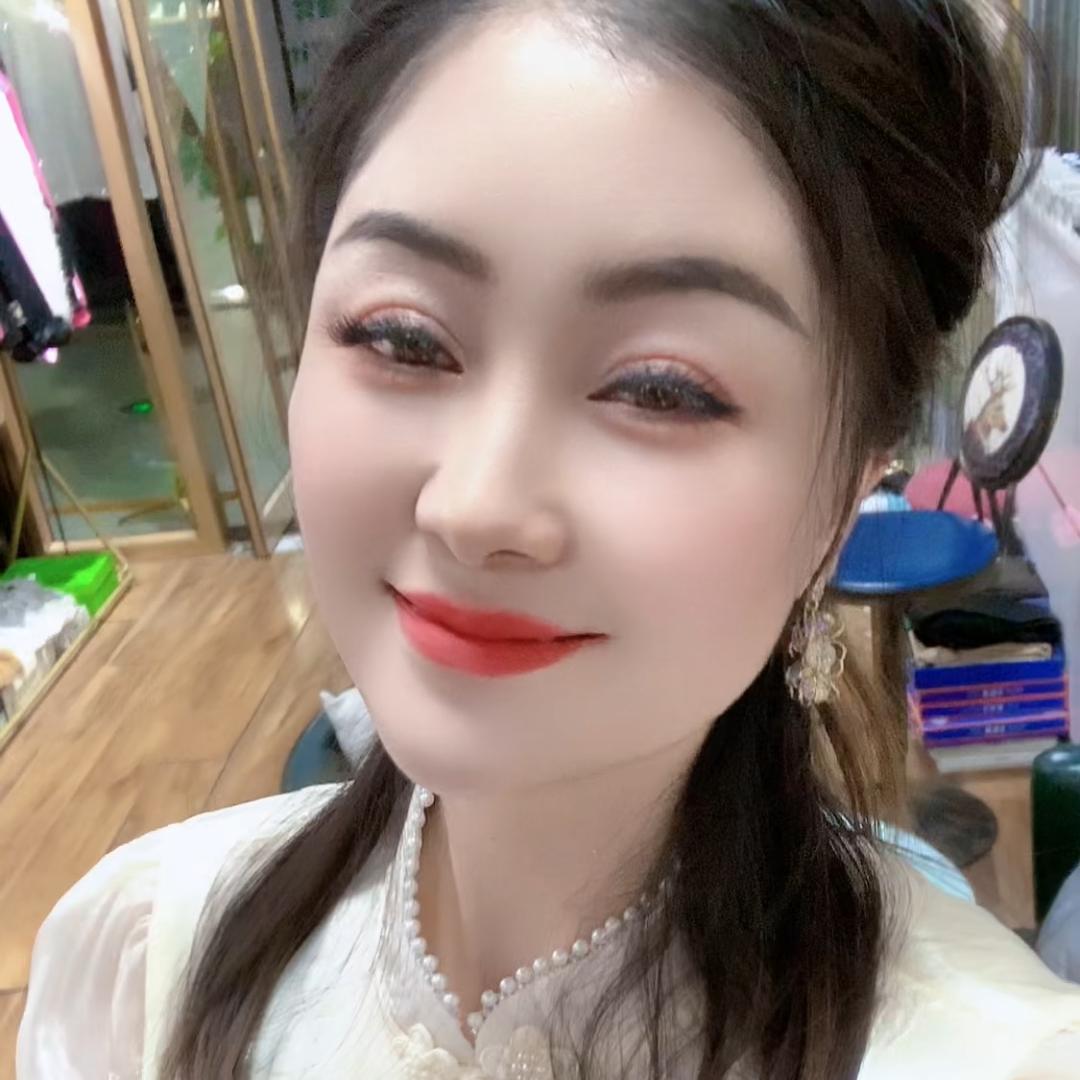 尚美女装👱🏻‍♀️👱🏻‍♀️周村