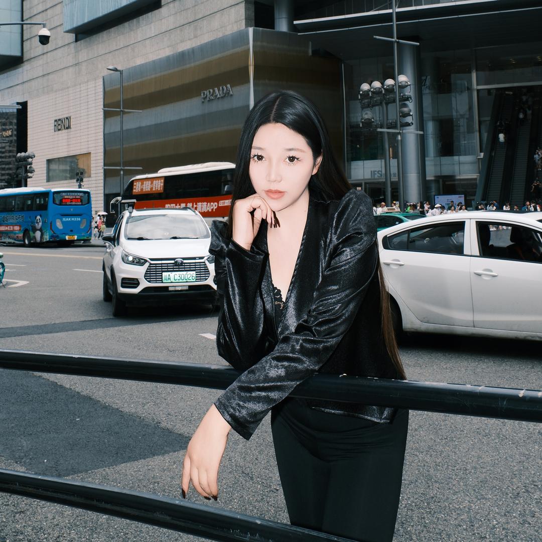 杨美丽(三胎宝妈)