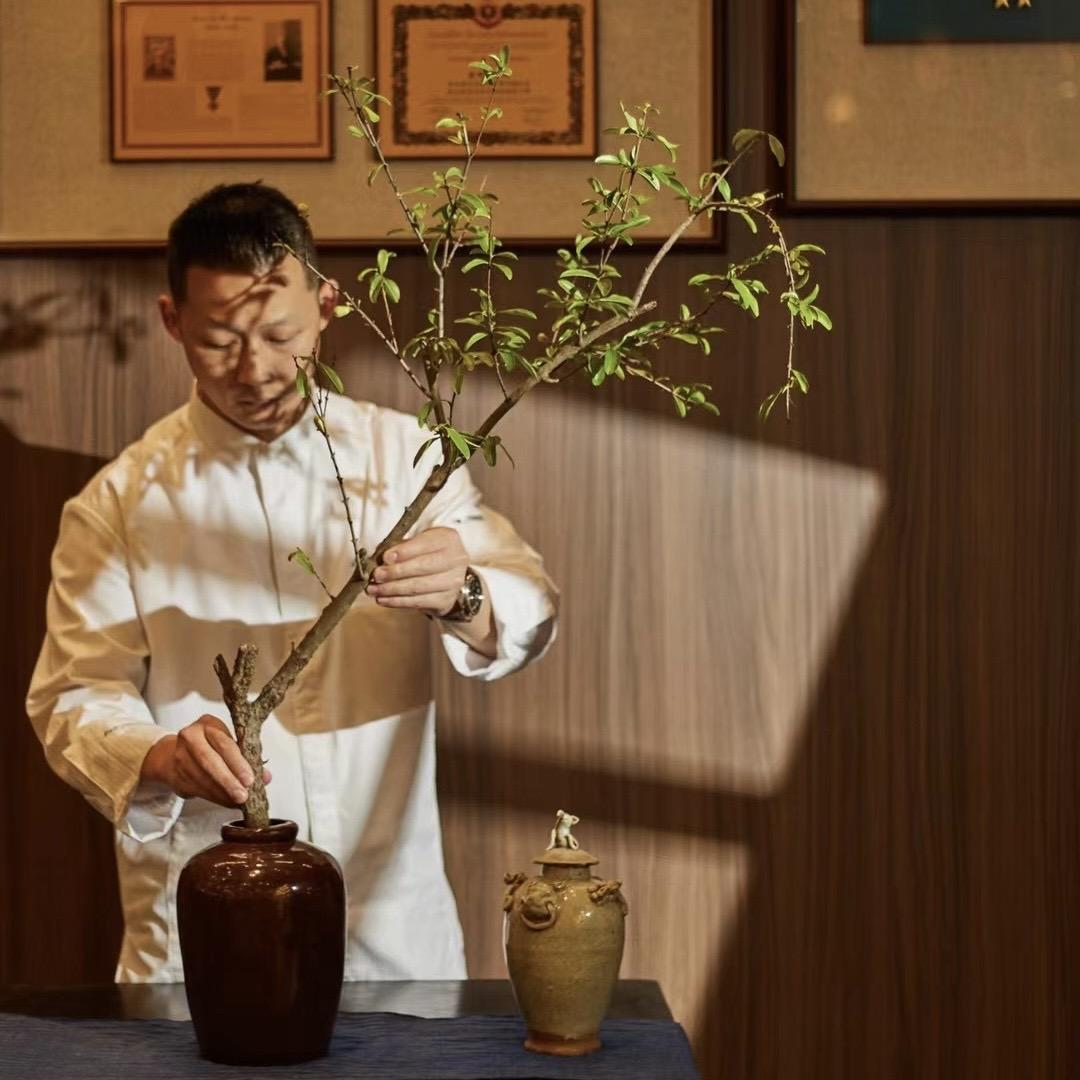 蓝根华