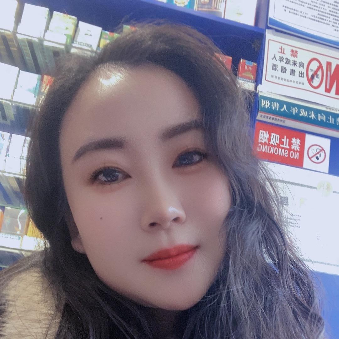 成熟幼稚女
