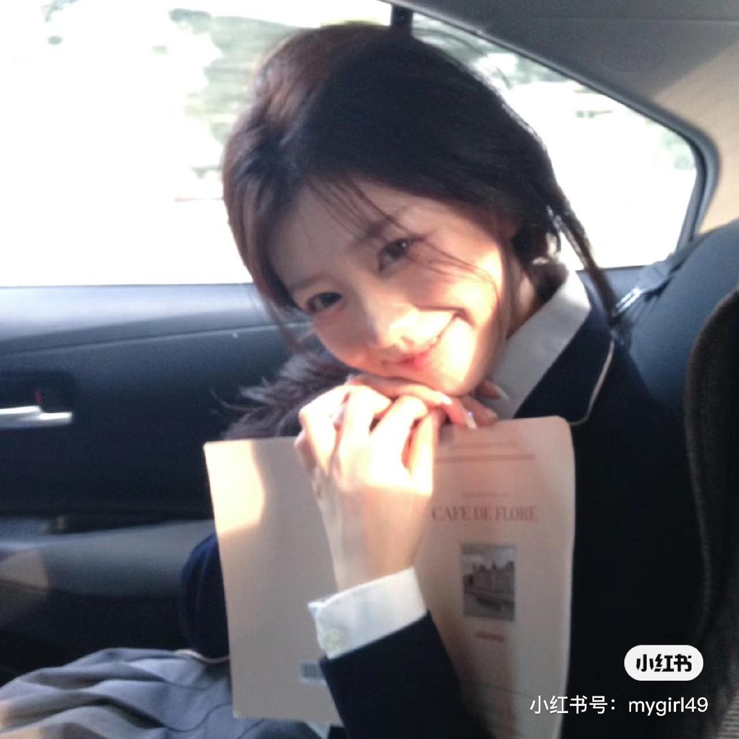 昀昀你干嘛脸红