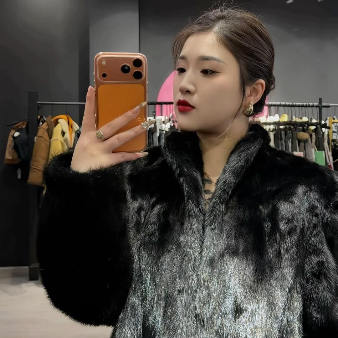 大方县✔C位女装