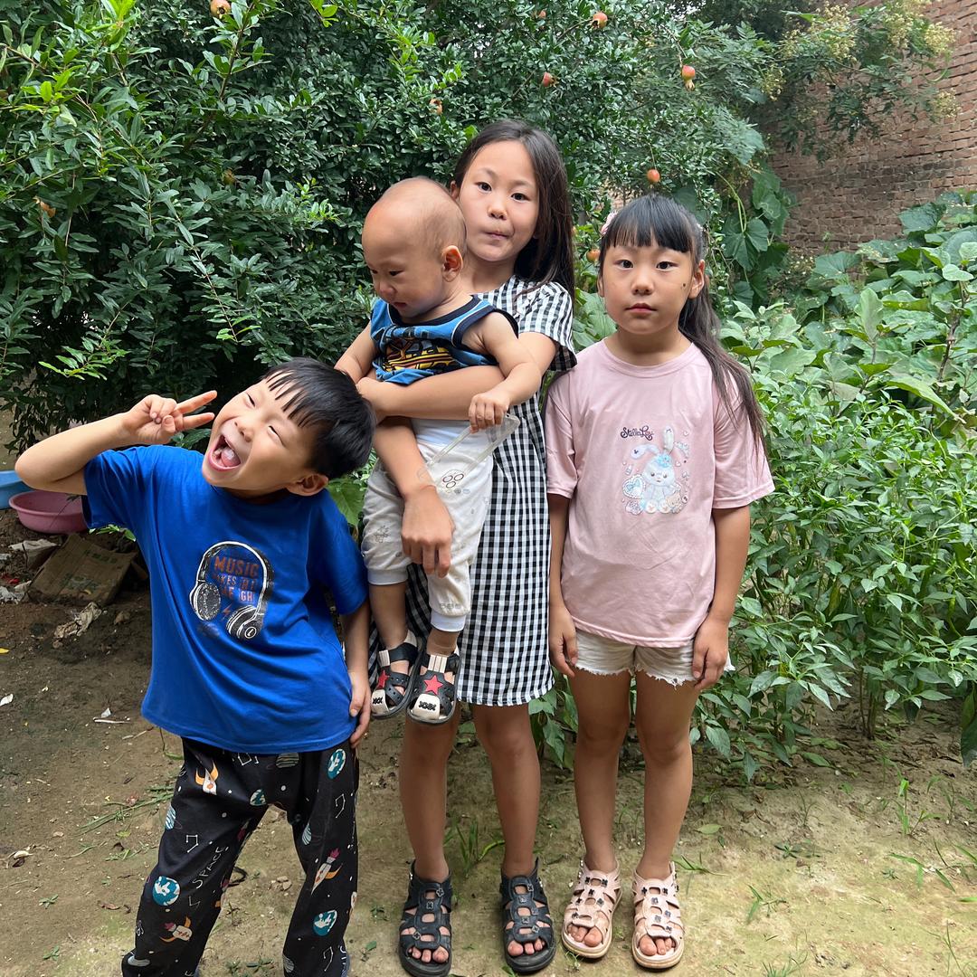 小杨是我们的妈妈呀