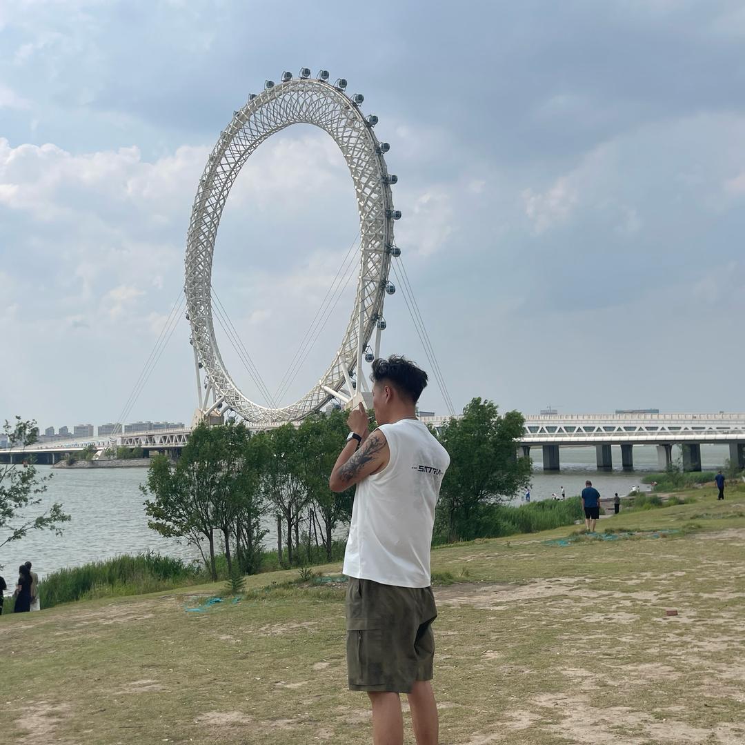 小丁同学
