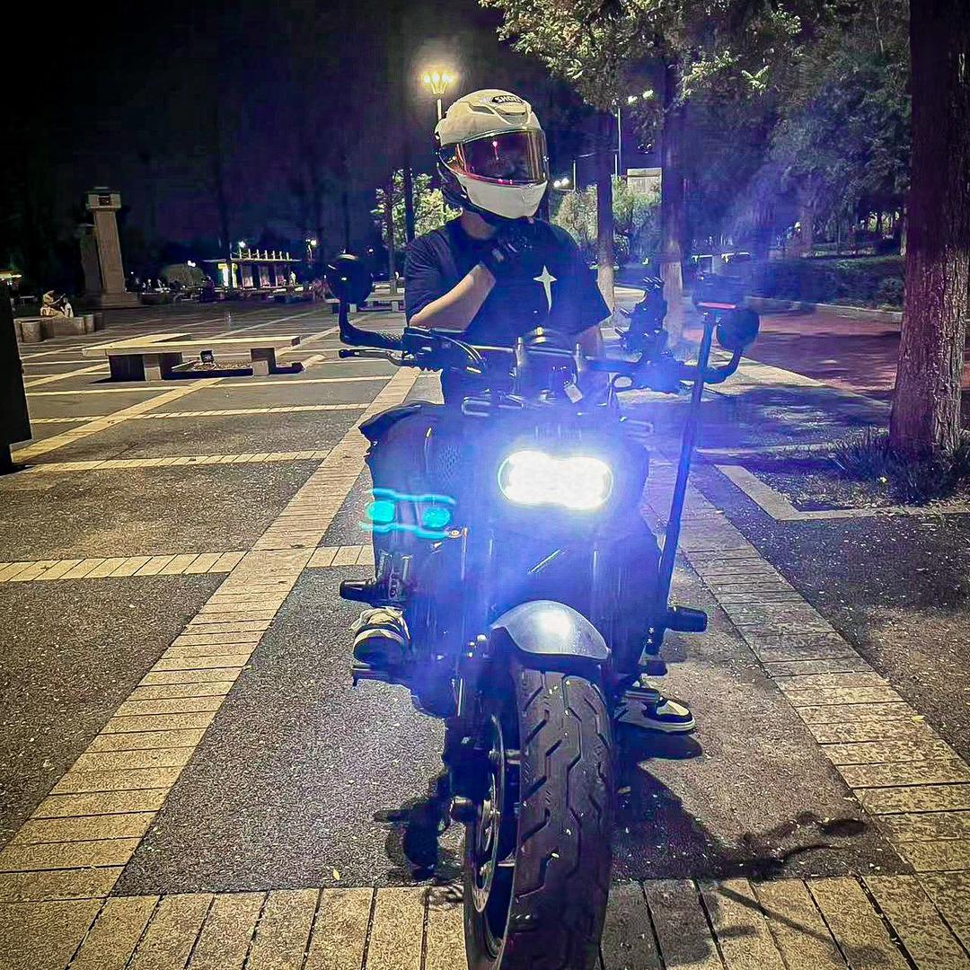 风与路人🏍️