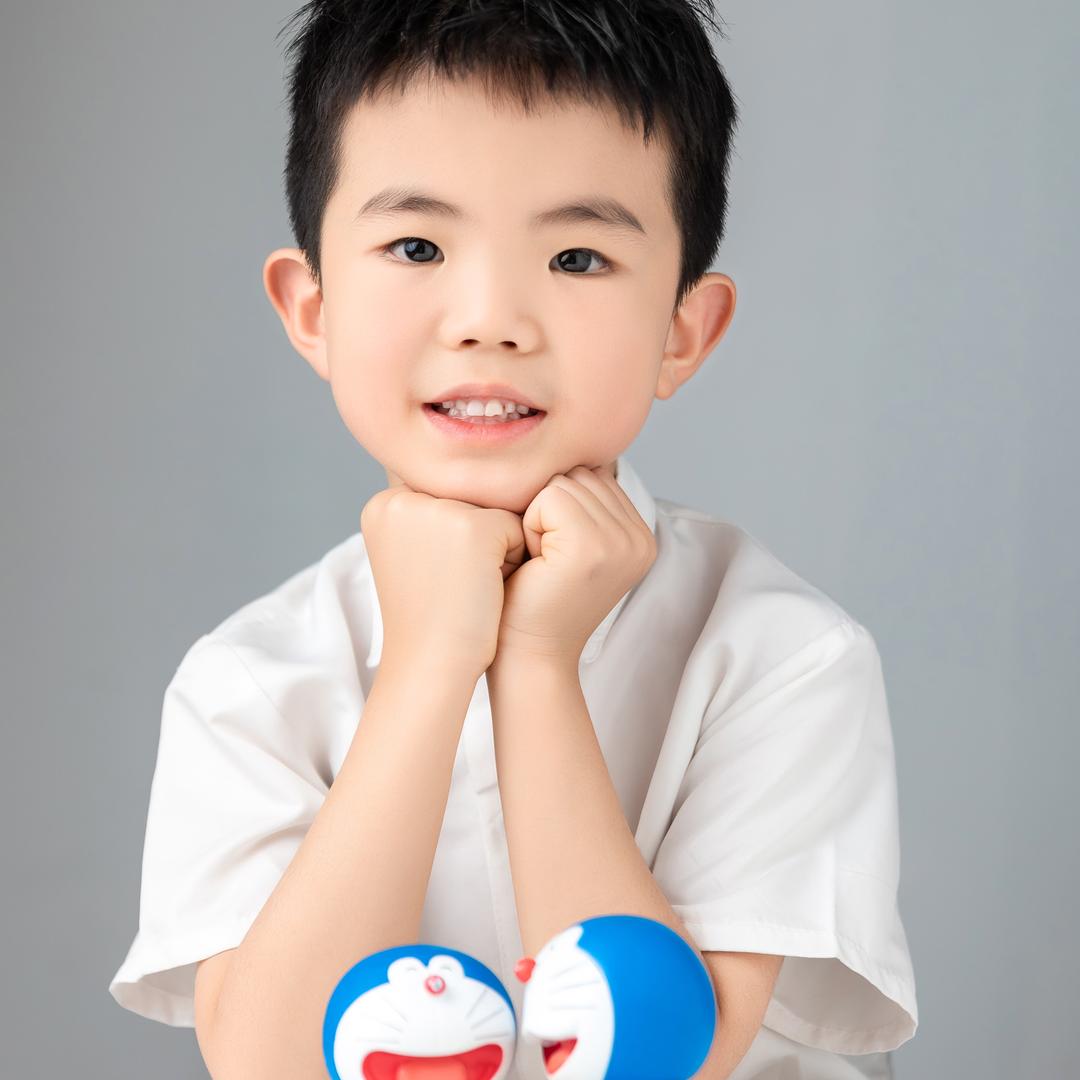 J小飞