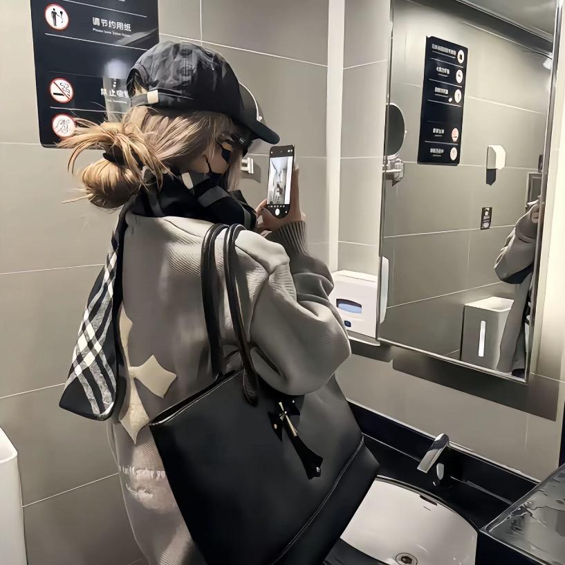 每天被丑的访问