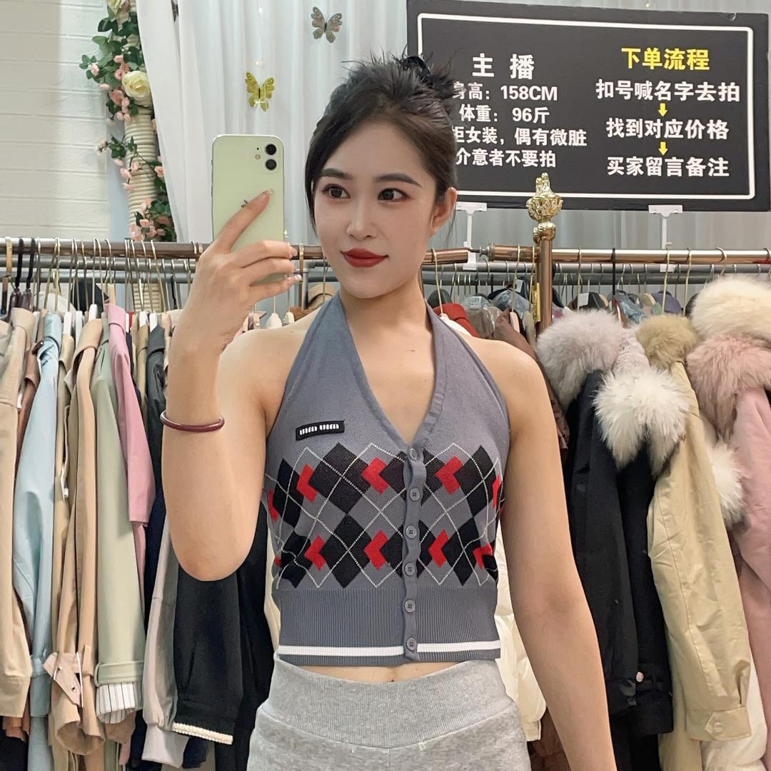 静尚女装工厂店3号