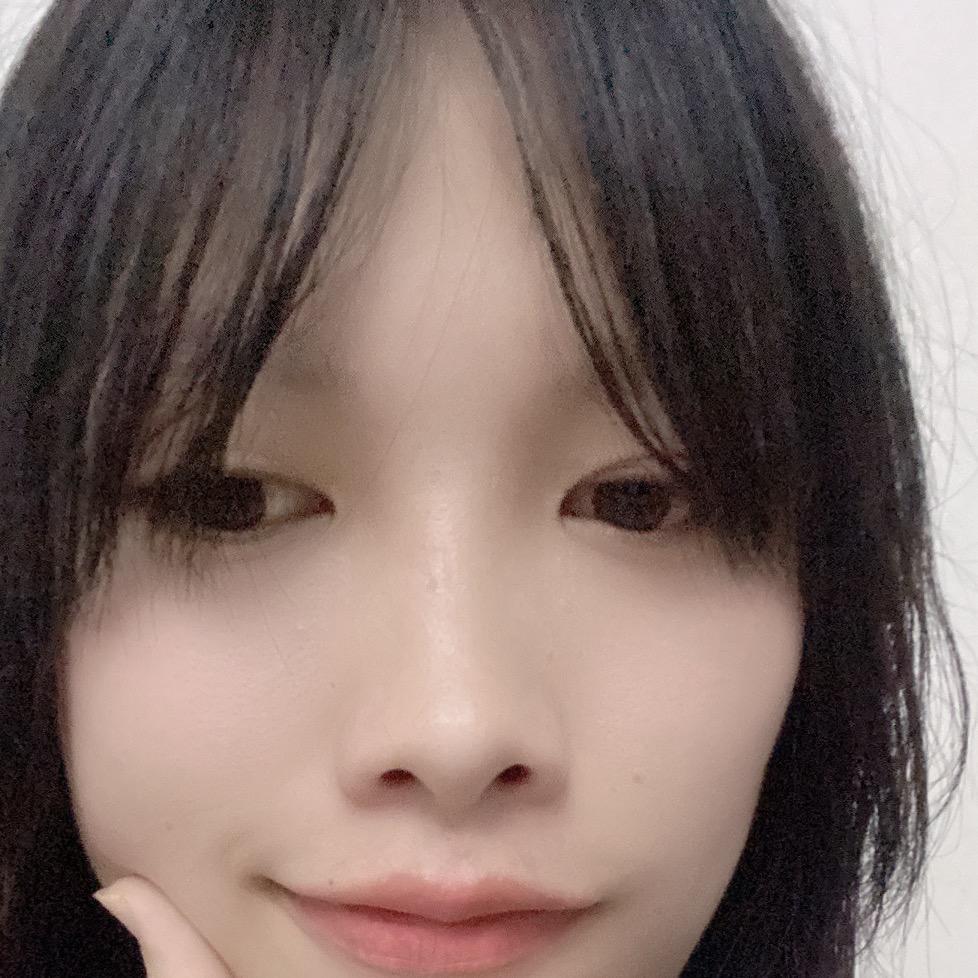 杨春未婚妻詹凤敏（怀孕中）